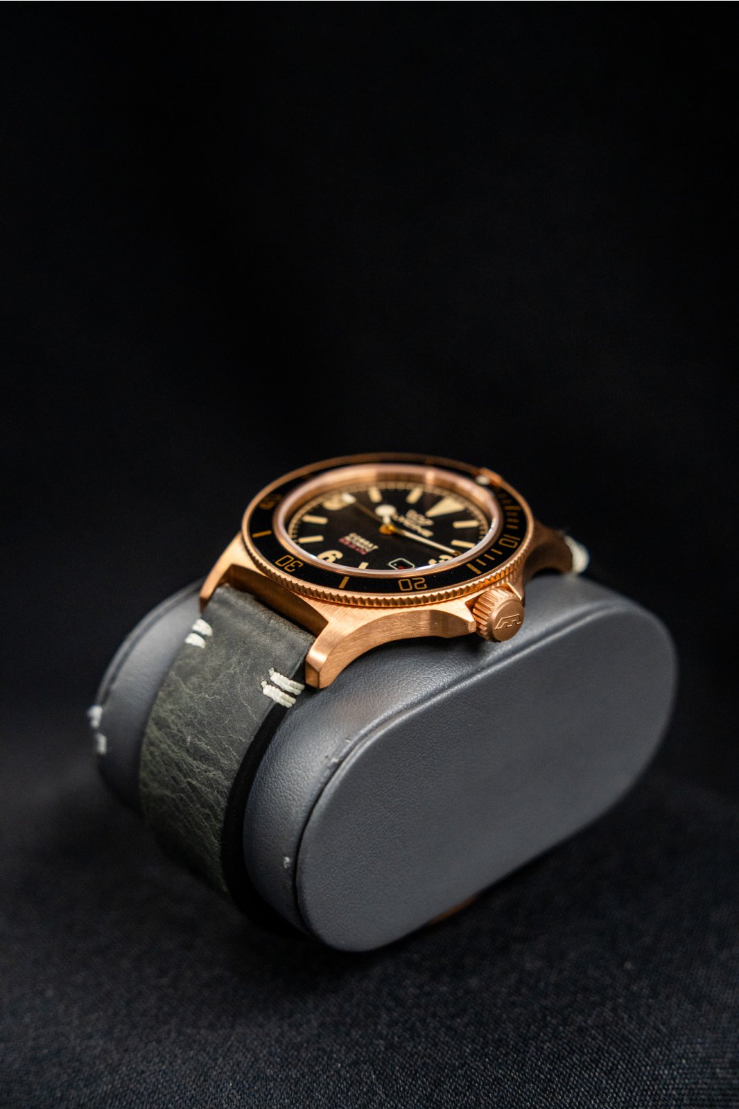 Glycine GL0265 Combat Sub 42 mm Bronze